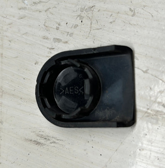 Tapa Tuerca Limpia Parabrisas Nissan Tiida