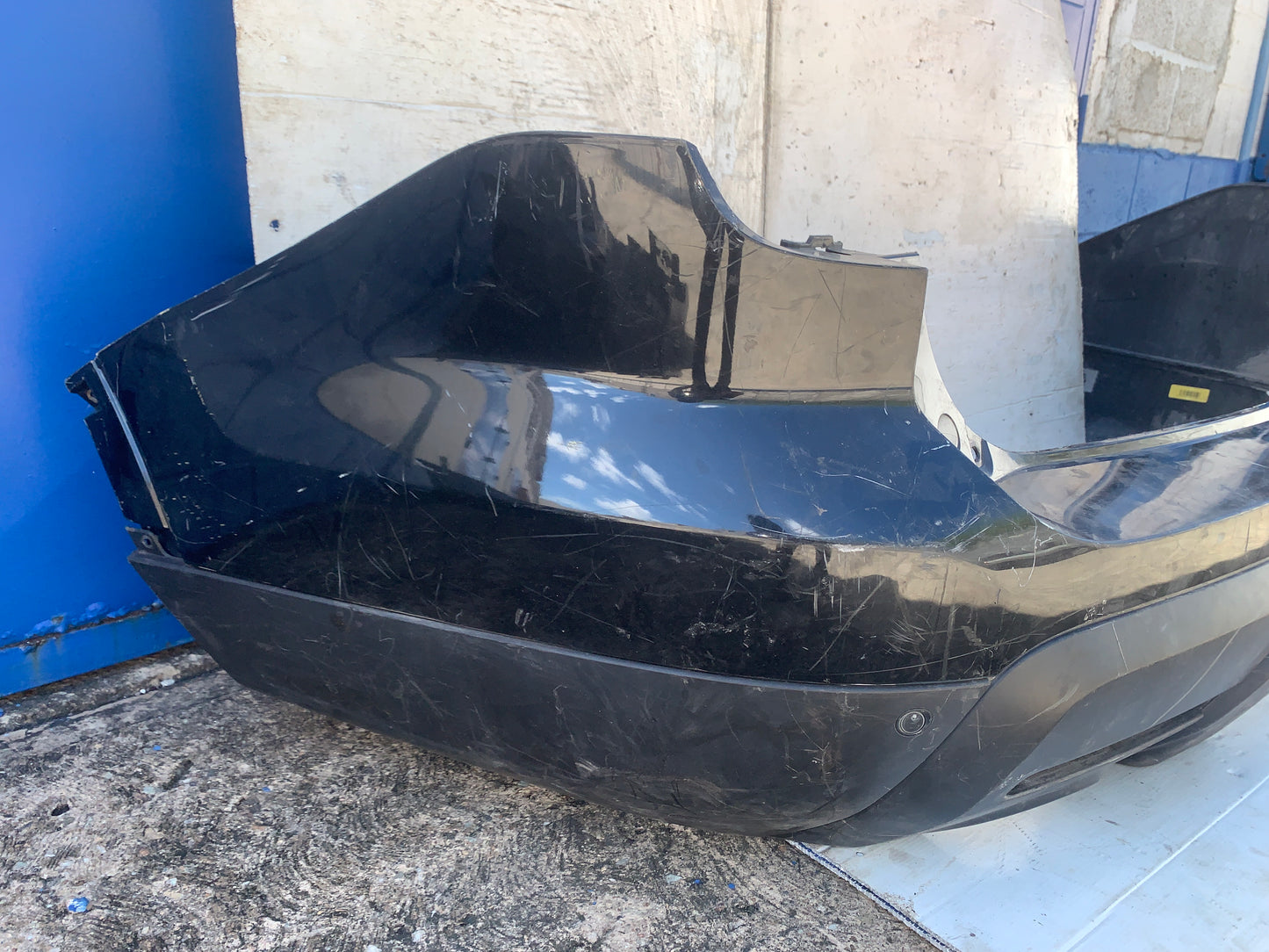 Parachoque Trasero Ford Explorer 2011 2016