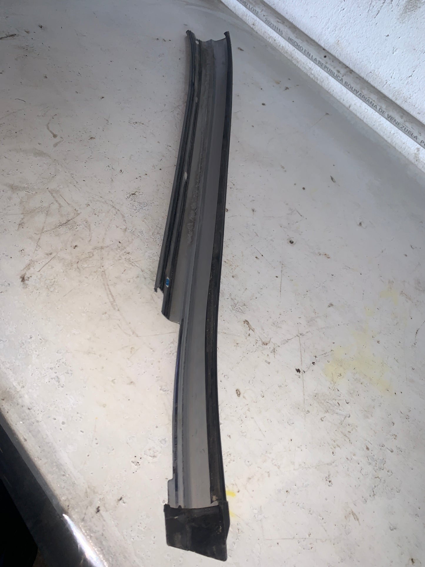 Platina Goma Parabrisa Chevrolet Trailblazer 2004 2008