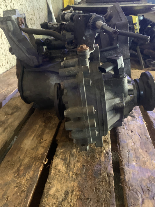 Caja Sincronica Volkswagen Bora Golf Jetta