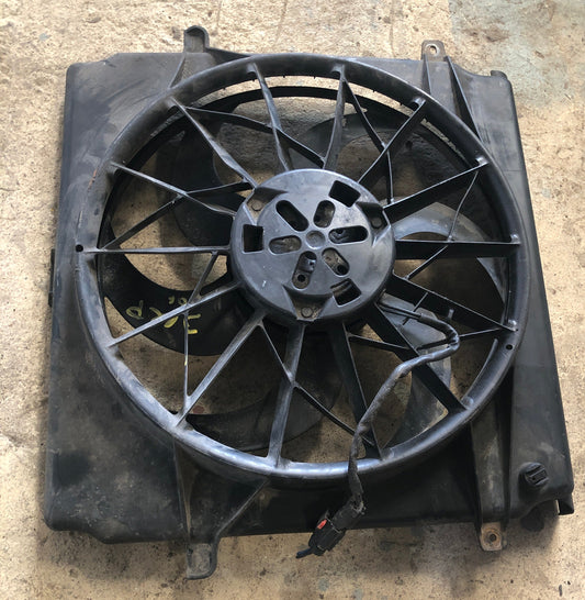 Electroventilador Jeep Cherokee Liberty 3.7 KJ 2002 2006