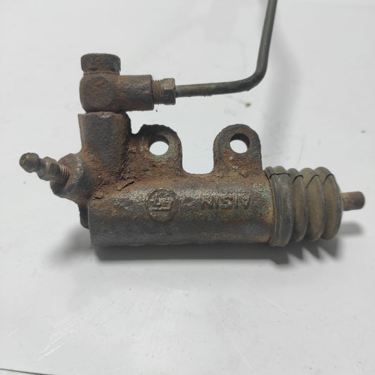 Bombin Inferior Toyota Corolla Sensacion