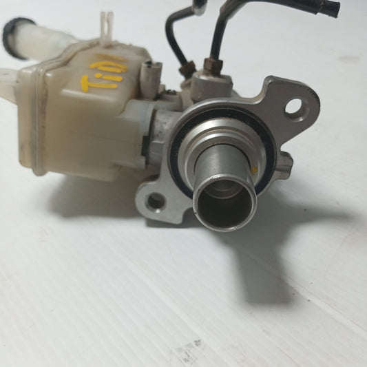 Bomba De Freno Nissan Versa Tiida 1.8