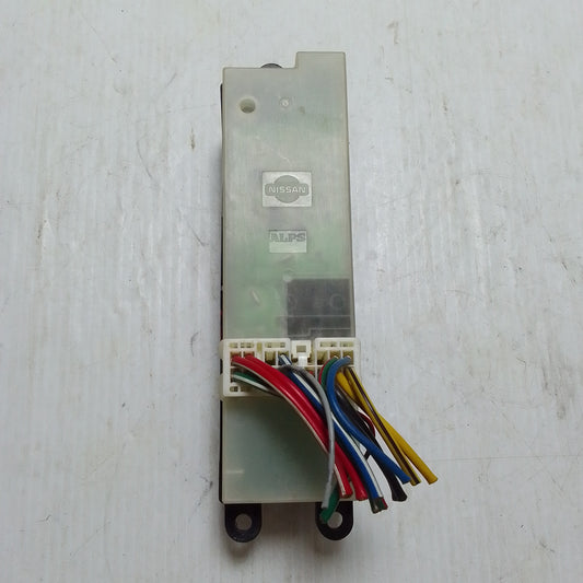 Mando Eleva Vidrio Nissan Sentra B15 2001 2008