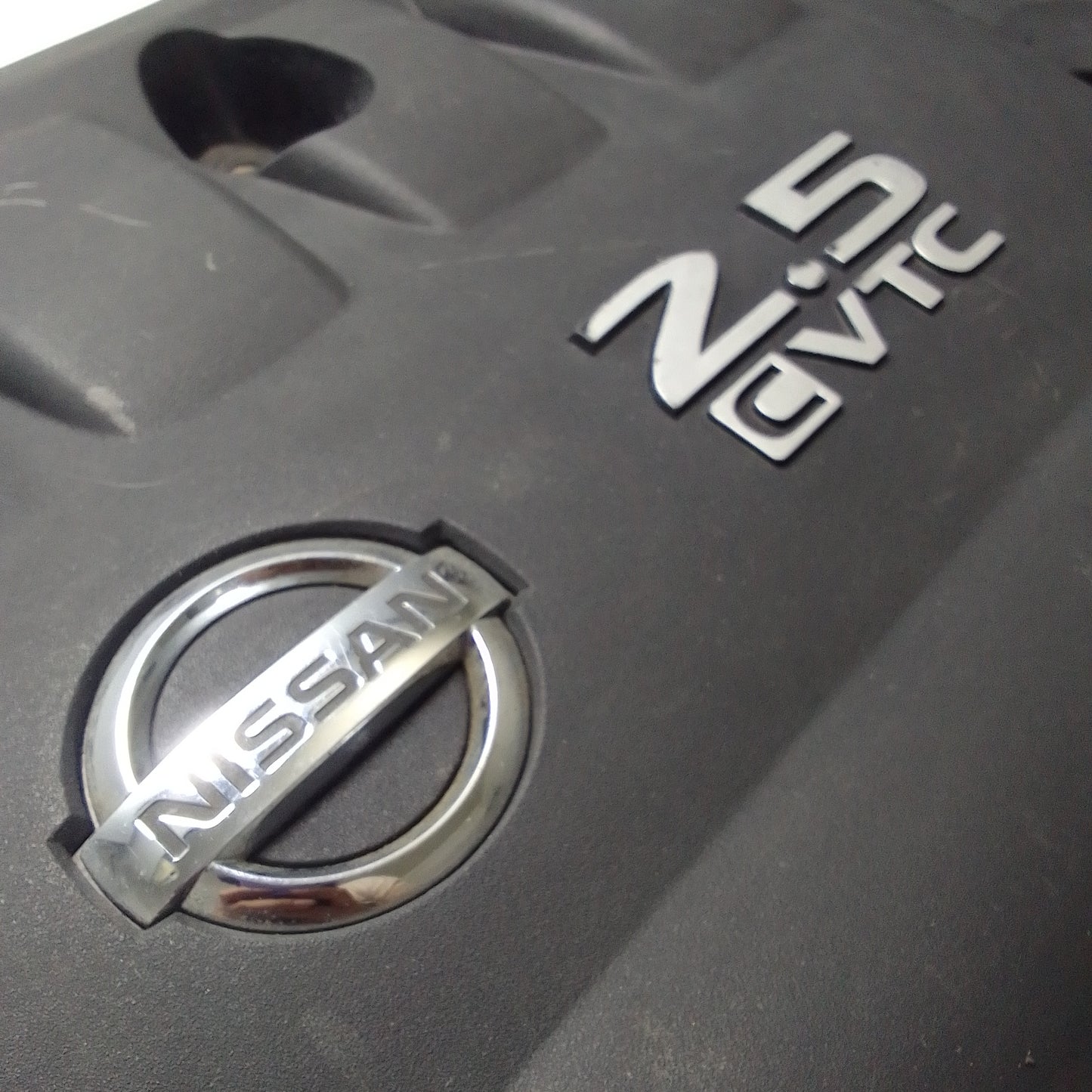 Embellecedor Motor Nissan Xtrail