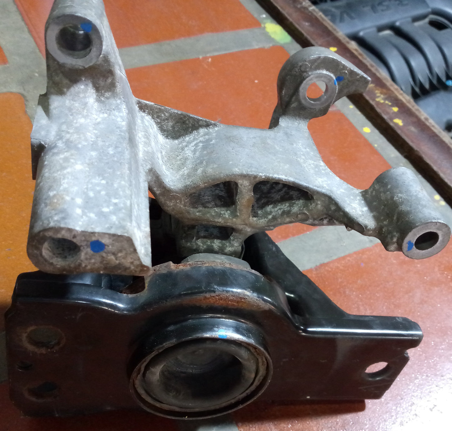 Soporte Motor Grande Nissan Sentra B16 2007 2012