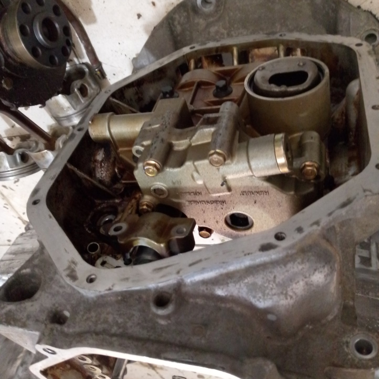Contra Carter Bomba De Aceite Nissan Sentra B16 2007 2012