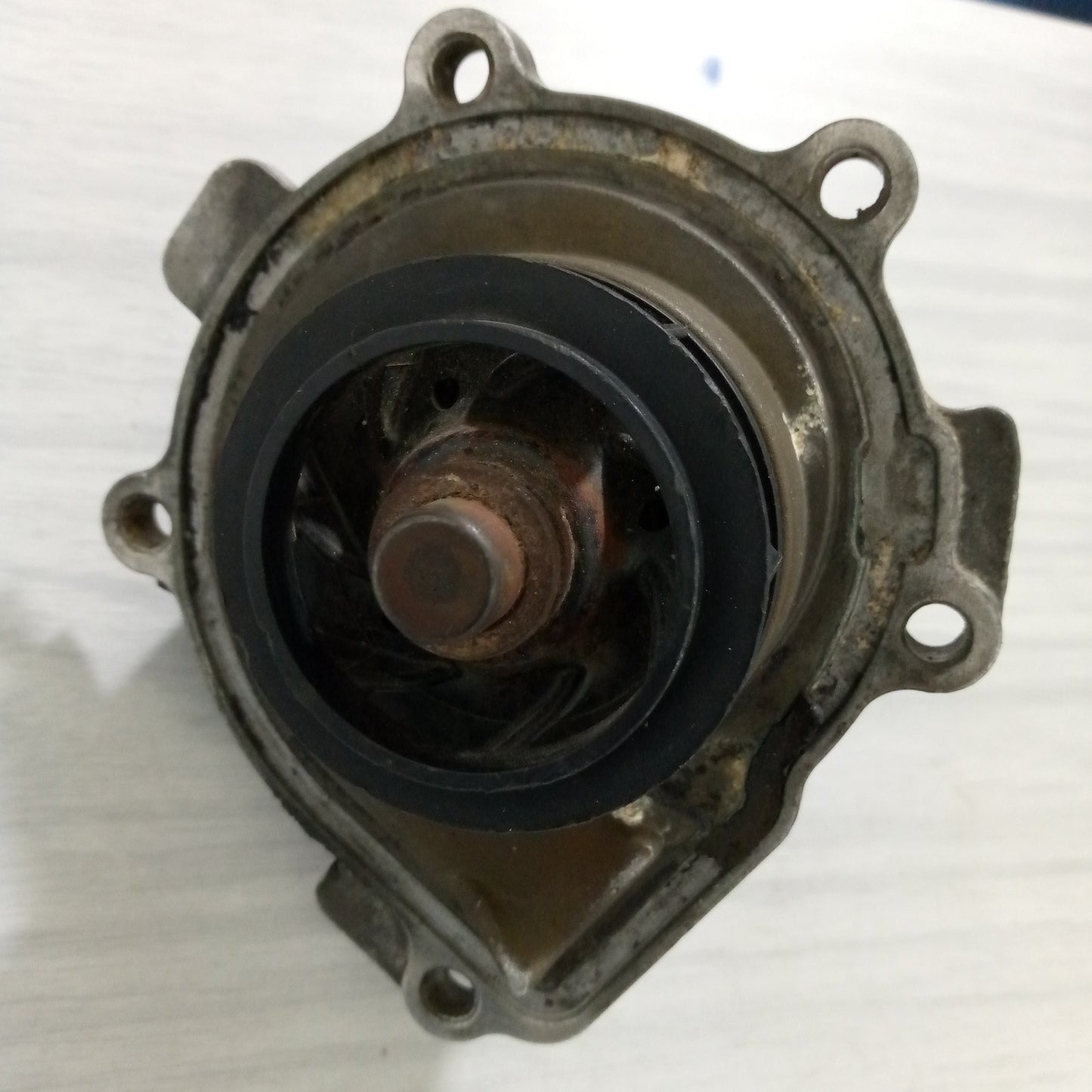 Bomba Agua Chevrolet Cruze 1.6 1.8 Astra Original