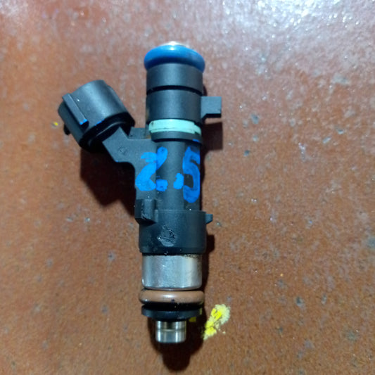 Inyector Nissan B16 2.5 Original