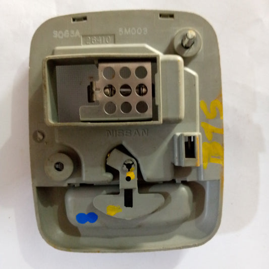 Lampara Luz De Techo Nissan B15 B16 Xterra Altima