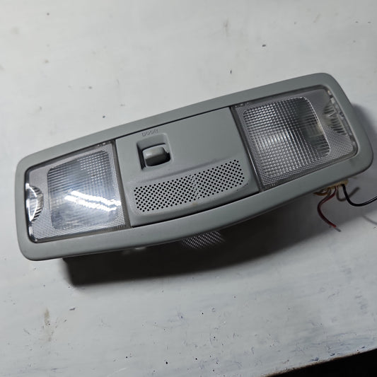 Lampara Techo Delantero Mitsubishi Outlander 2006 2012
