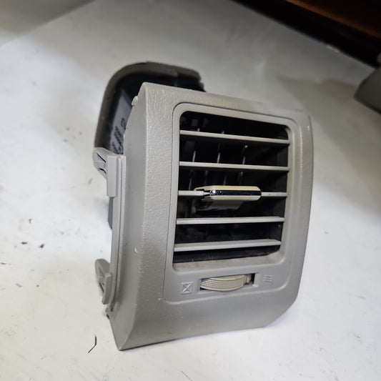 Rejilla Aire Lateral Toyota Corolla 2009 2014 GLI