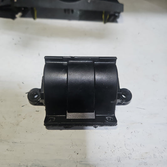 Bisagra Consola Central Toyota Corolla GLI