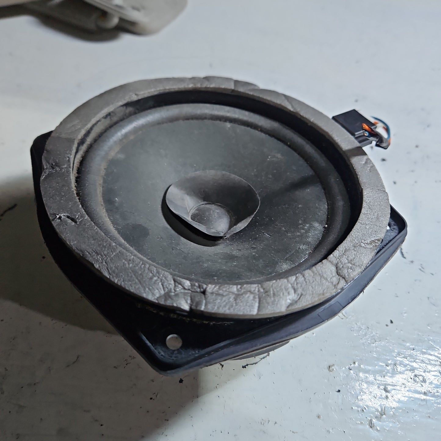 Speaker Puerta Corneta Hyundai Tucson 2005 2010