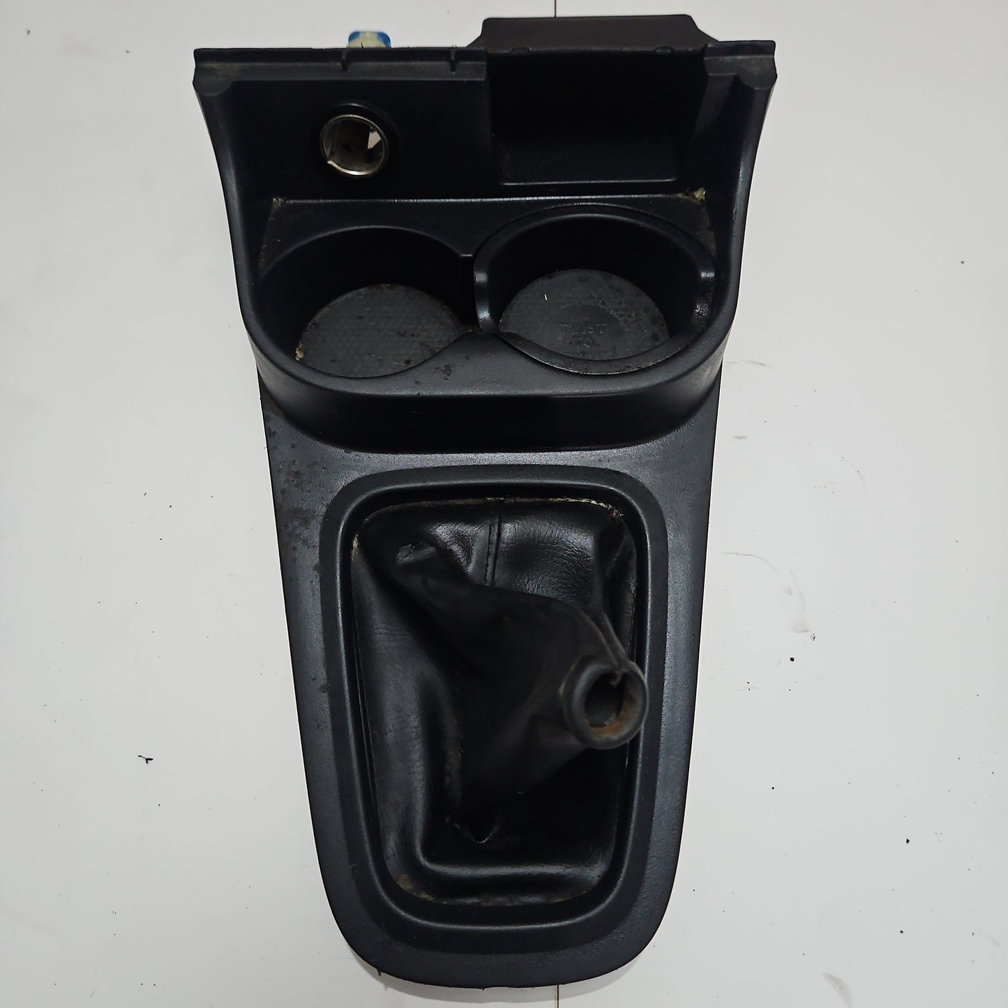 Embellecedor Palanca Nissan Sentra B15 Sinconico