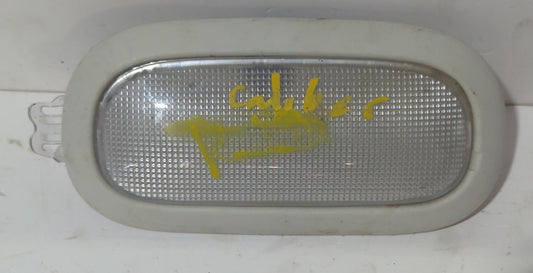 Lampara Techo Central Maleta Dodge Caliber Jeep KK KJ Patriot