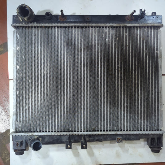 Radiador Toyota Yaris 2000 2005