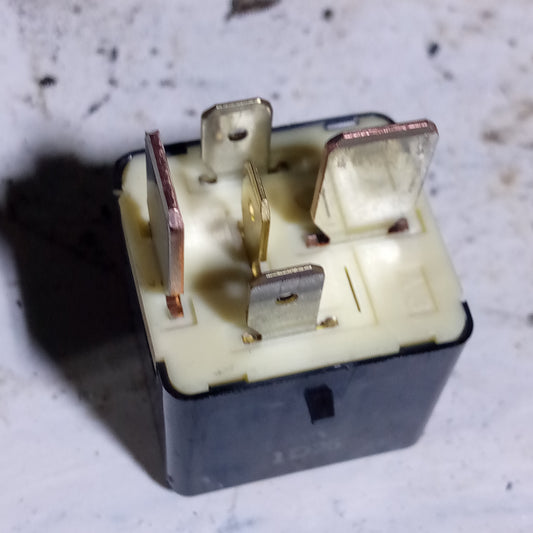 Rele Relay 5 Patas 12v 40amp Toyota Negro