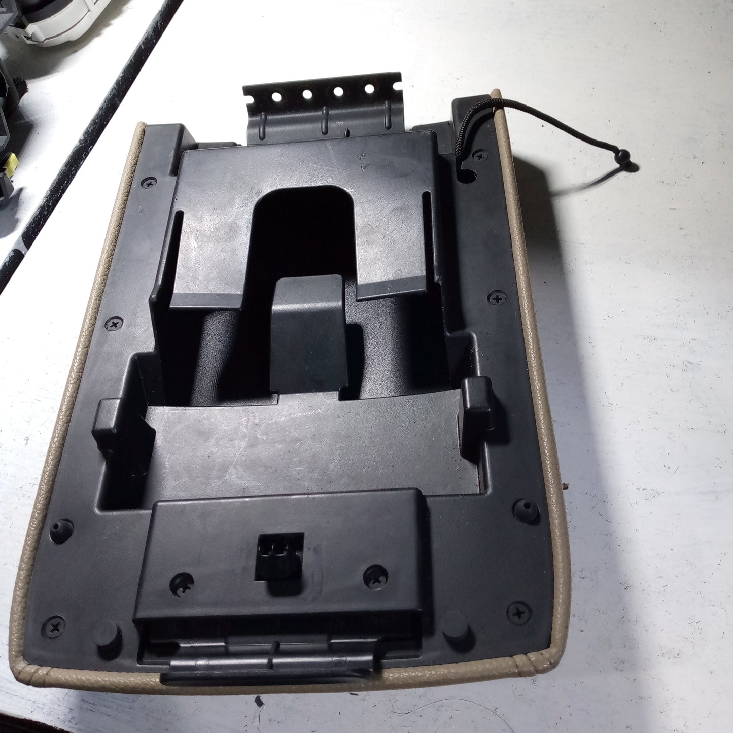 Cojin Consola Central Ford Explorer Eddie Bauer 2006 2010