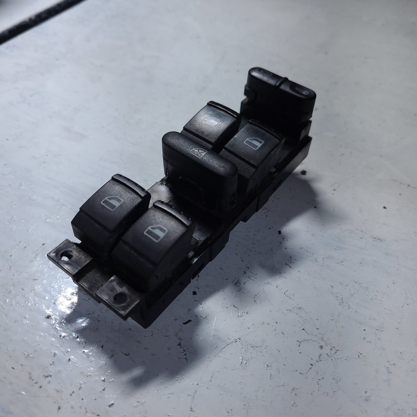 Mando Eleva Vidrio Volskwagen Bora Jetta Piloto