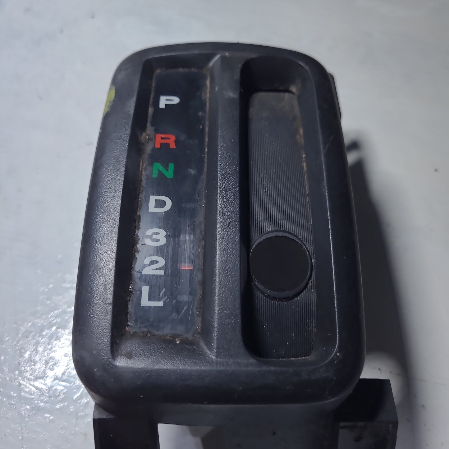 Embellecedor Palanca Hyundai Elantra 2.0