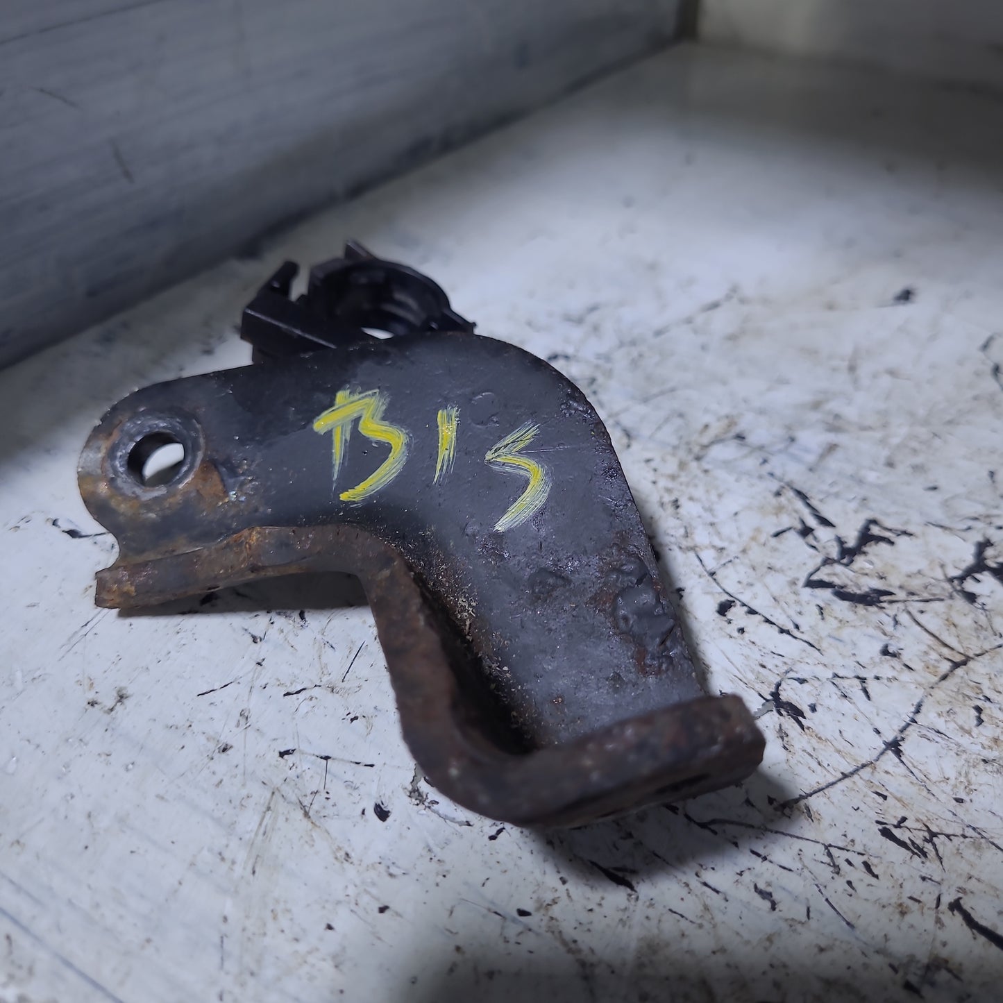 Base Alternador Nissan Sentra B15 2001 2008