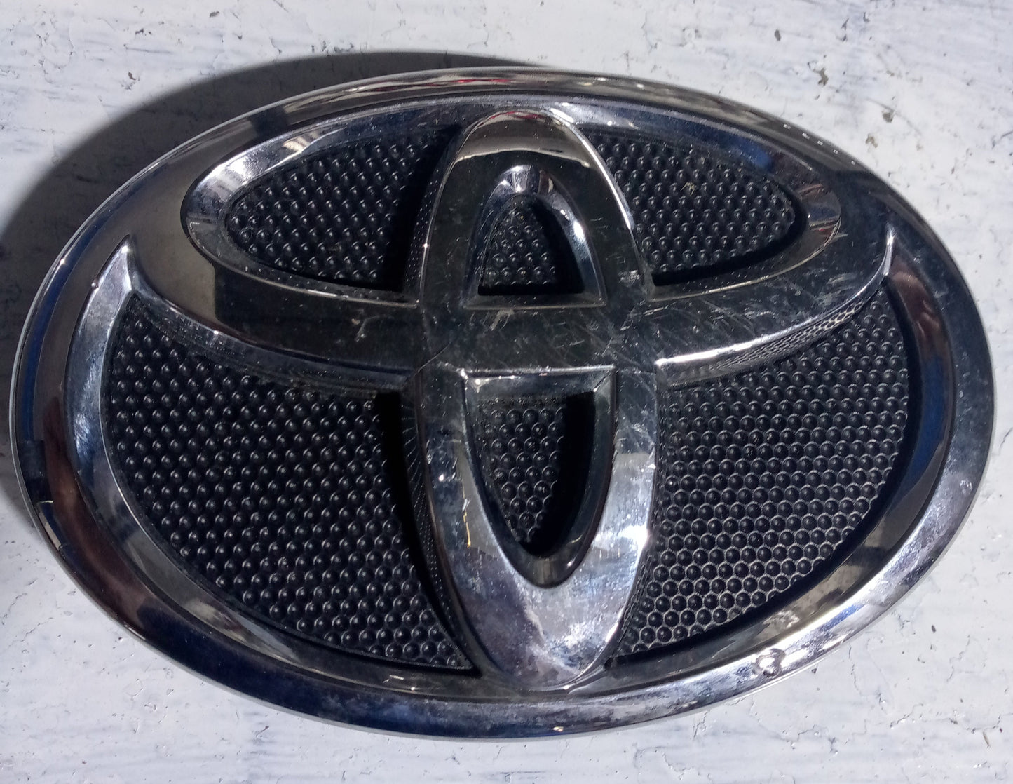 Emblema Parrilla Frontal Toyota Camry 2007 2010