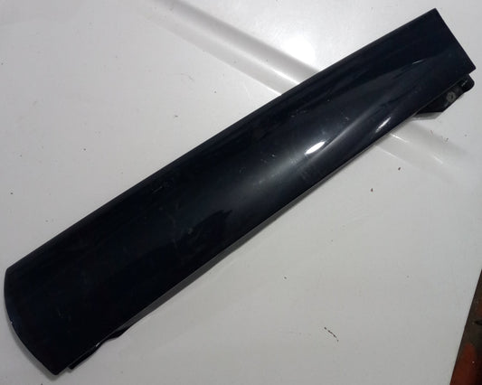 Platina Lateral Compuerta Trasera Ford Explorer 2006 2010