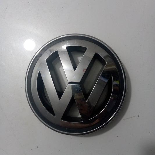 Emblema Parrilla Frontal Volkswagen Bora