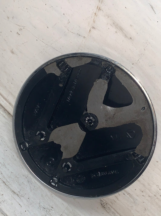 Emblema Frontal Logo Volkswagen Bora Jetta