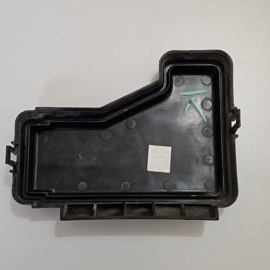 Tapa Fusilera Motor Nissan Sentra B15 2001 2008