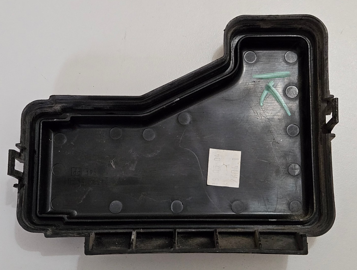 Tapa Fusilera Motor Nissan Sentra B15 2001 2008