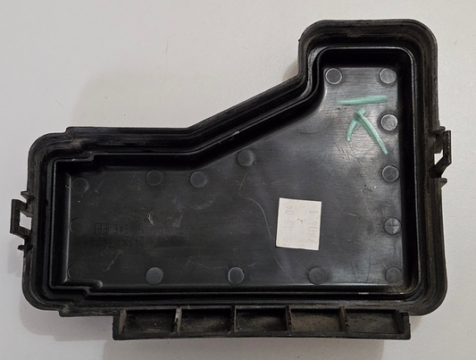 Tapa Fusilera Motor Nissan Sentra B15 2001 2008