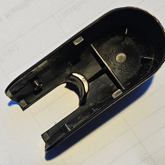 Tapa Tuerca Limpia Parabrisa Trasera Yaris 2007 Fortuner RAV4