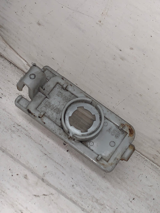 Luz Placa Trasera Nissan Tiida 2007 2010