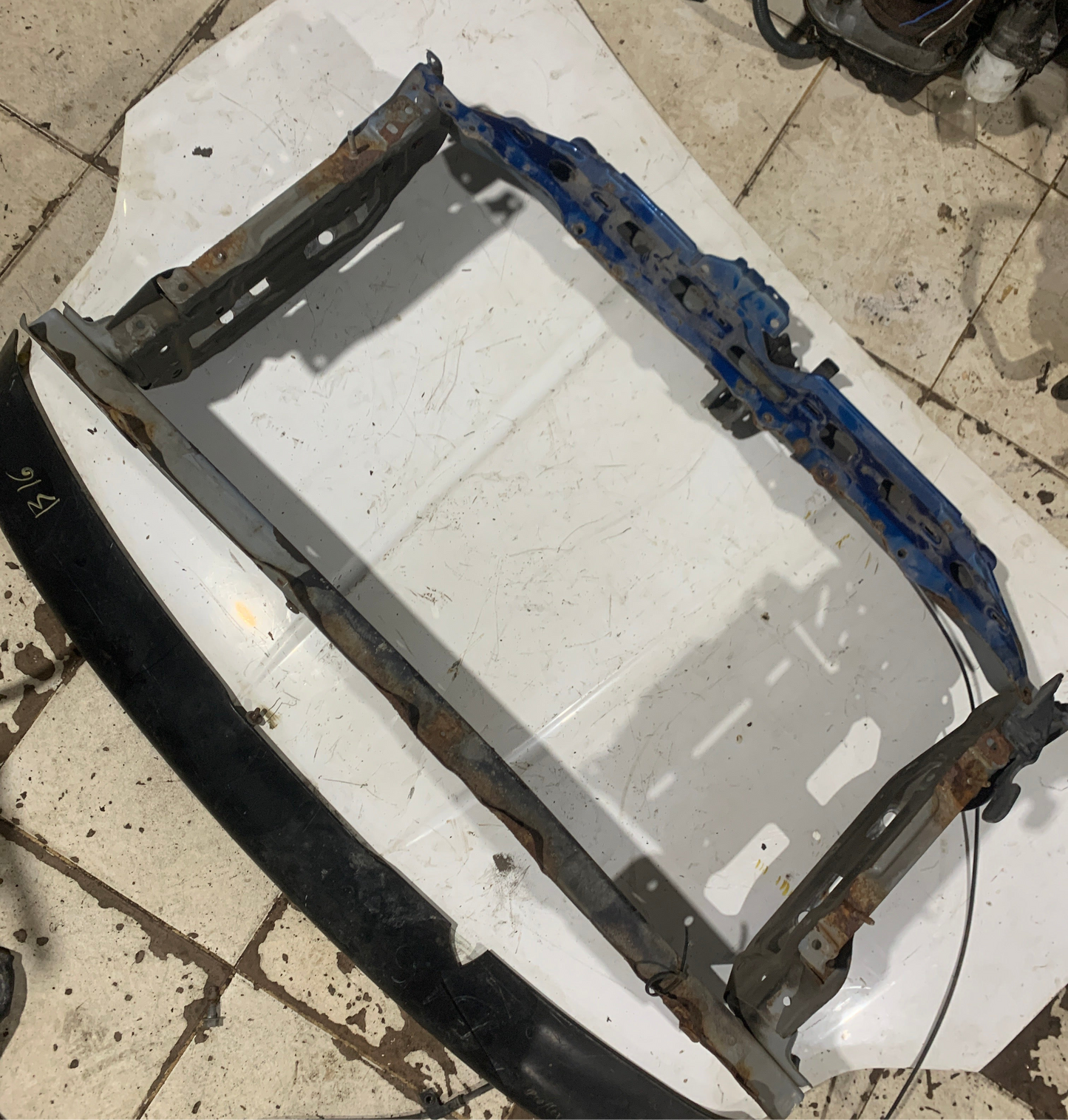 Cara Vaca Marco Radiador Toyota Yaris 2006 2010