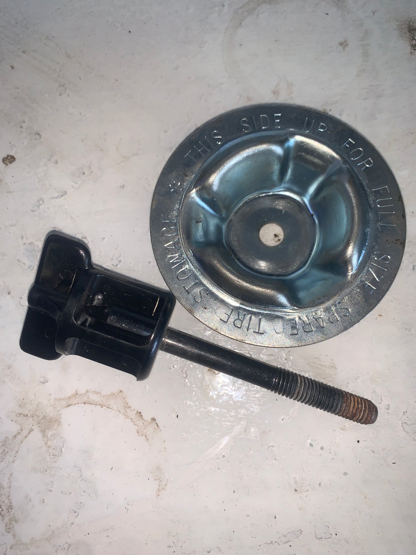 Tornillo Sujetador Caucho Repuesto Honda Civic 2006 2011 R18