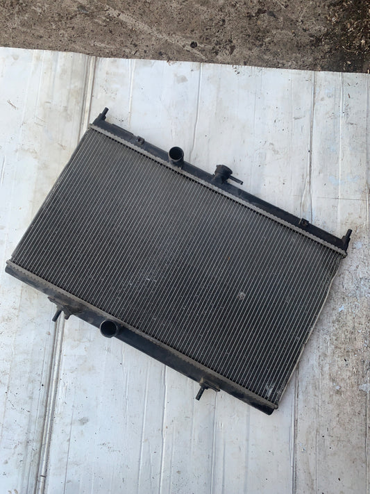 Radiador Nissan Sentra B16 Automático