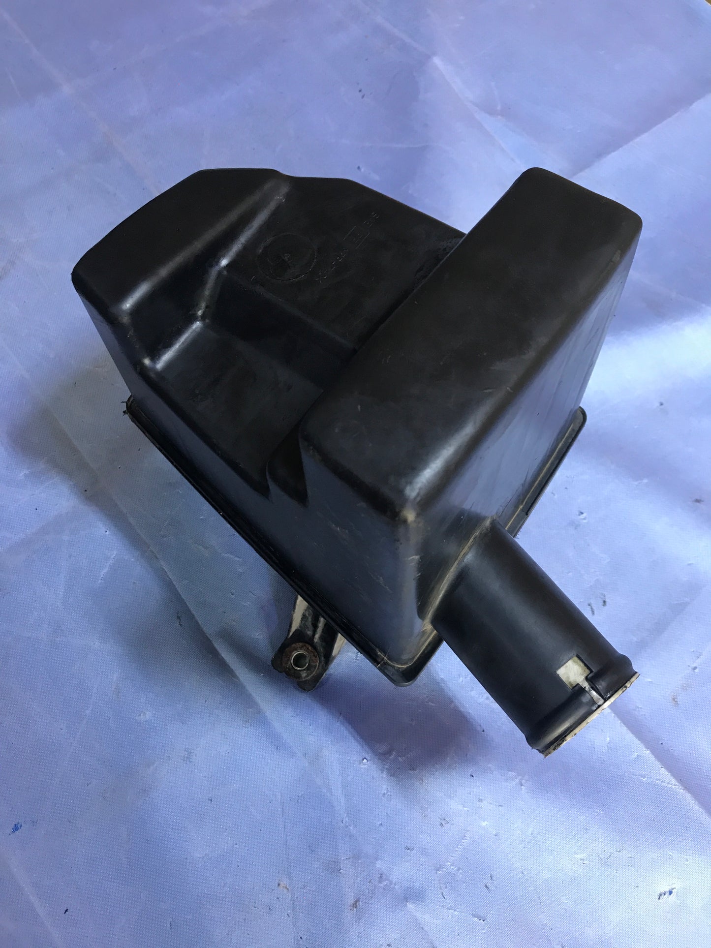 Caja Quema Gases Nissan Sentra B15