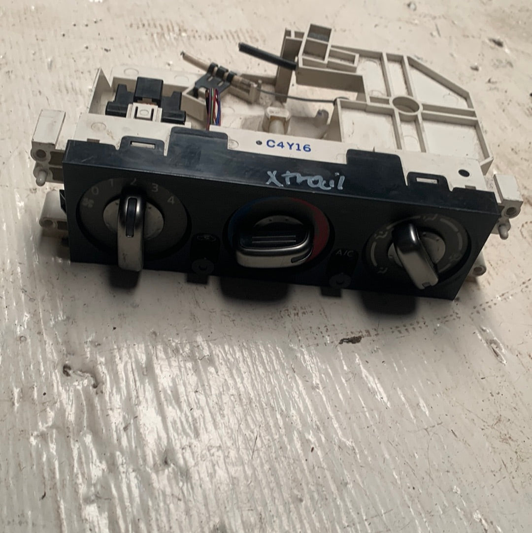 Mando Aire Acondicionado Nissan Xtrail Original