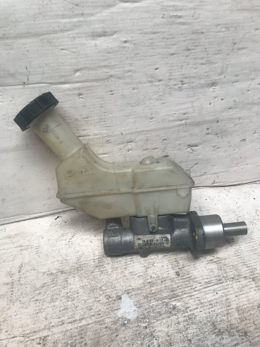 Bomba De Freno Nissan Note Micra 2011 2018