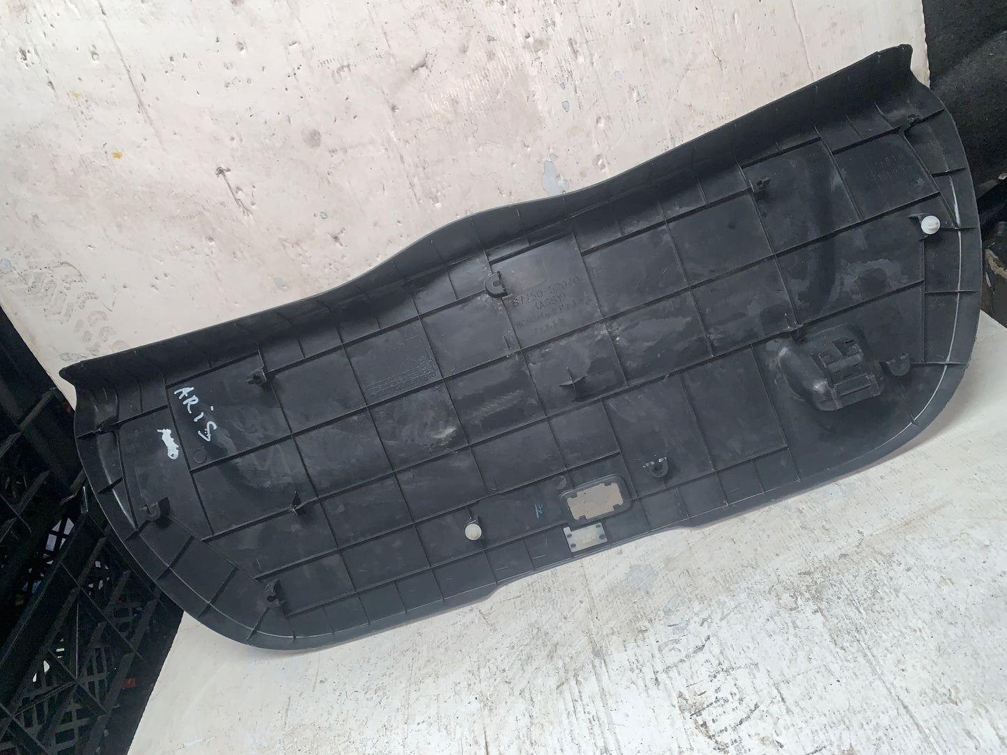 Tapa Interna Compuerta Toyota Yaris 2006 2010