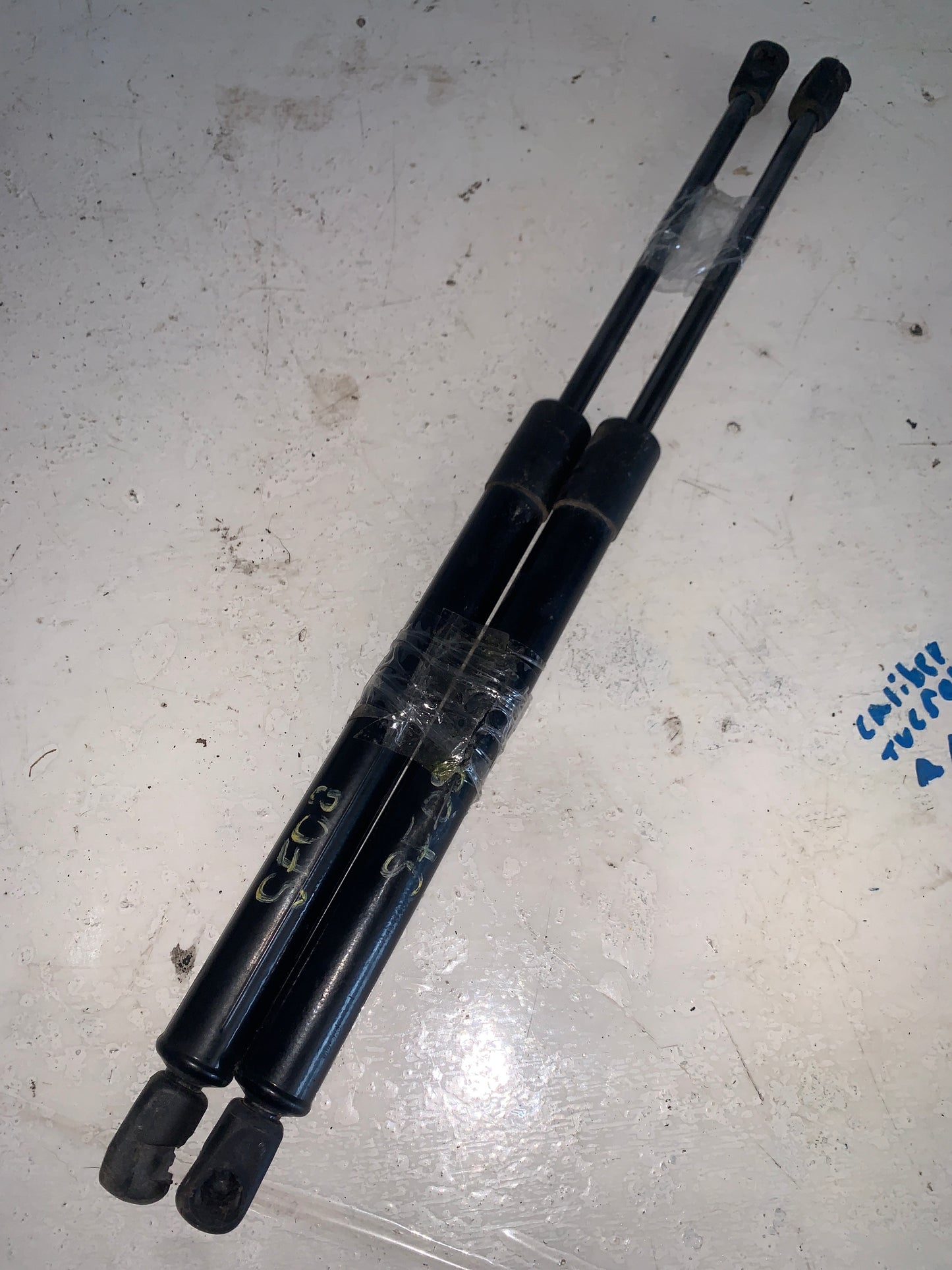 Juego Gato Amortiguador Compuerta Hyundai Santa Fe 2006 2012