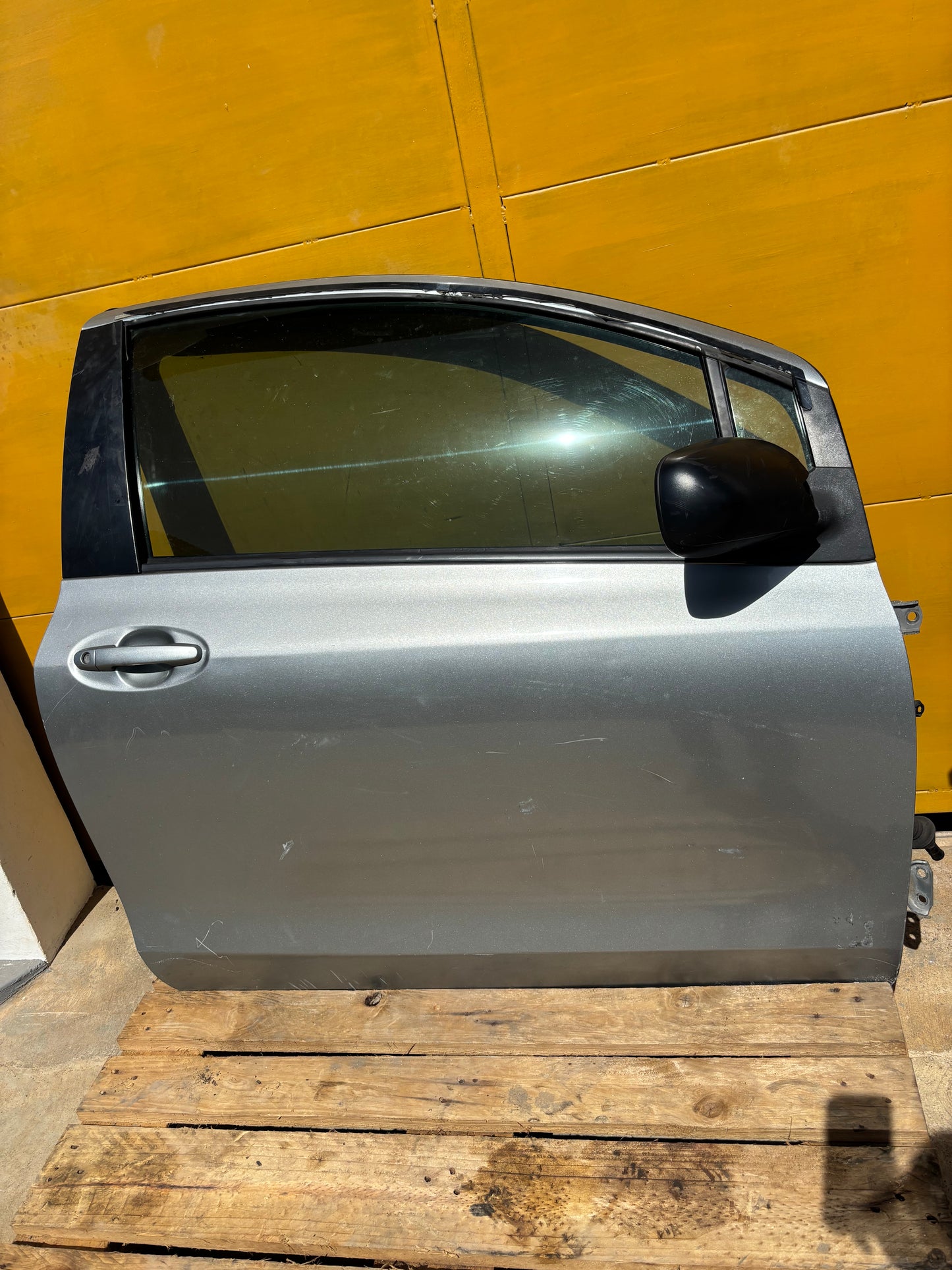 Puerta Yaris Sport 2006 2010 2Puertas