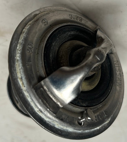 Termostato Nissan Xtrail 2004 2007