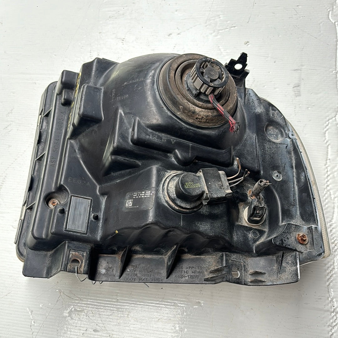 Faro Ford F250 Lateral Amarillo