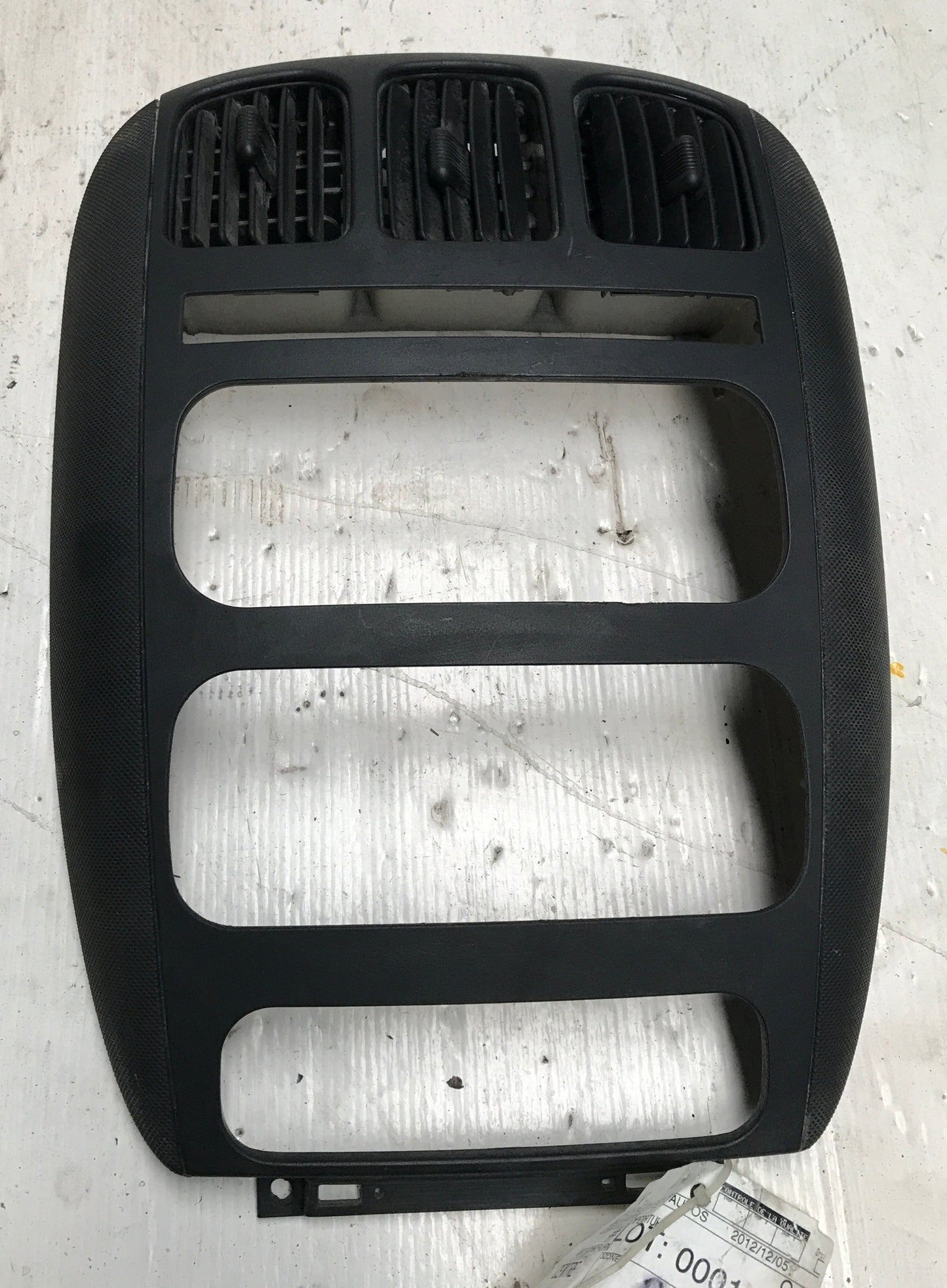 Marco Tablero Central Dodge Caravan 2001 2005