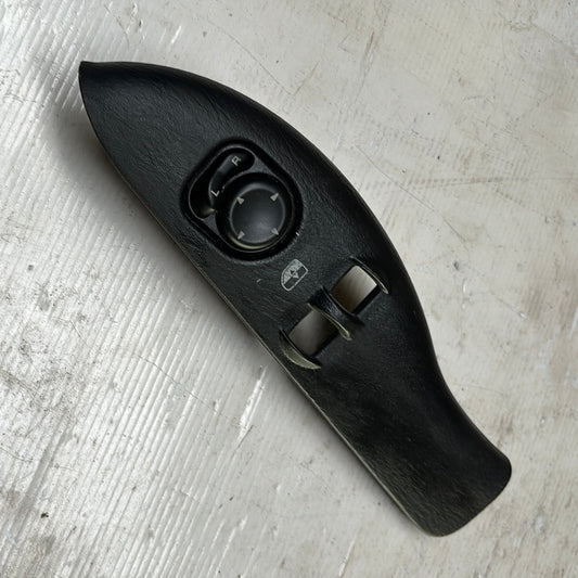 Embellecedor Mando Vidrio Dodge Neon 2002 2006 2 Puertas