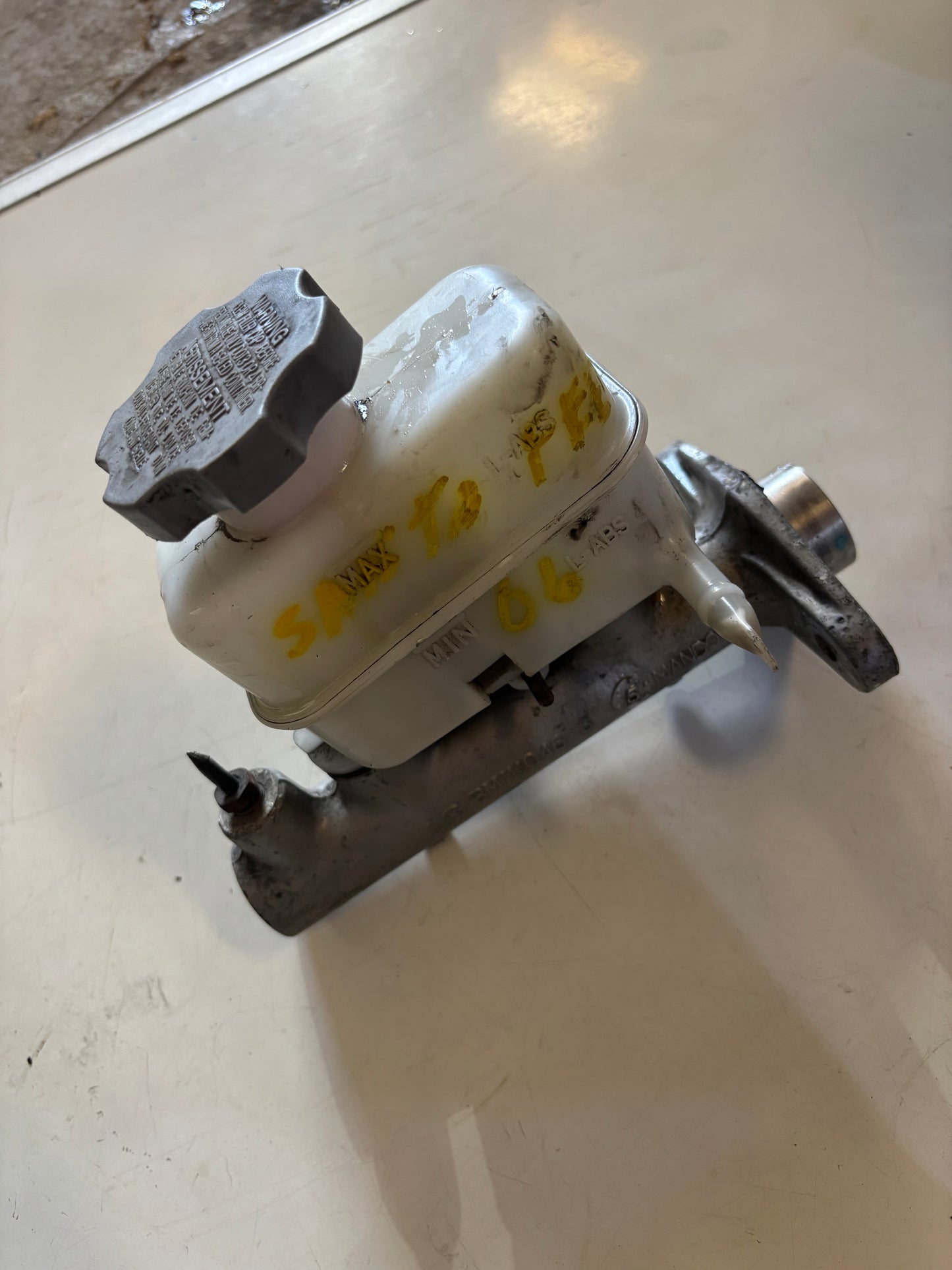 Bomba De Freno Hyundai Santa Fe 2.7 2001 2006