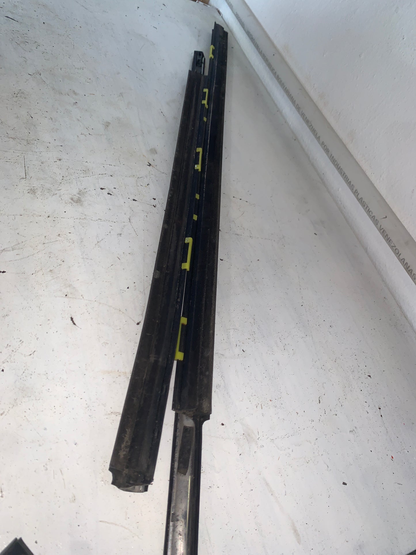 Cepillo Lamevidrio Externo Hyundai Santa Fe 2001 2005